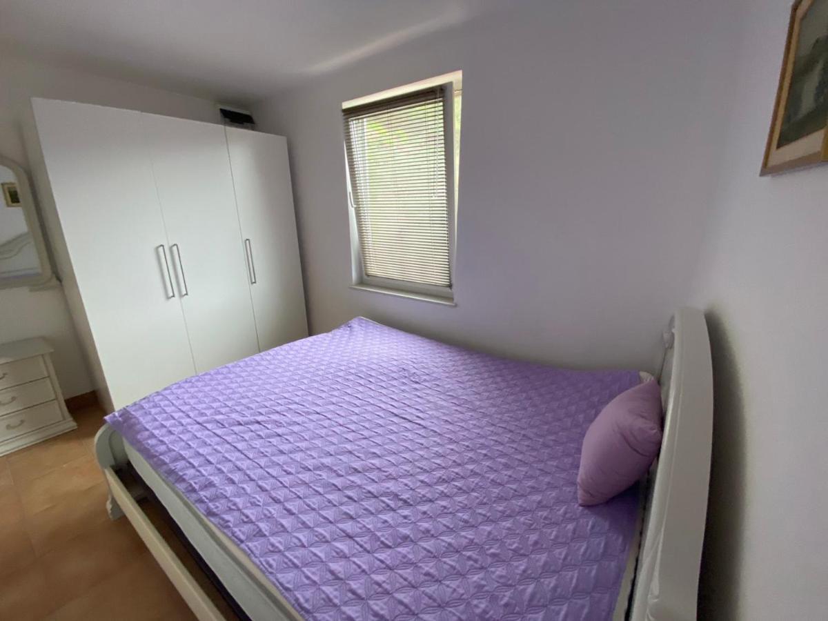 Apartamento Apartman Ana Žuljana Exterior foto